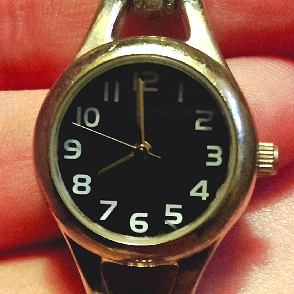 Vintage Japan movement fmd Stainless Steel Ladie's Link Wrist Watch w Black Face